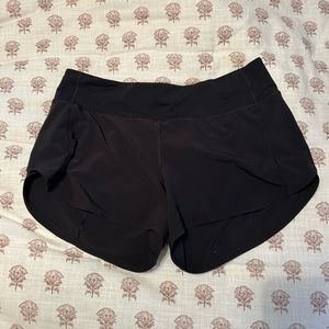 Lululemon 4 inch Speed Up shorts